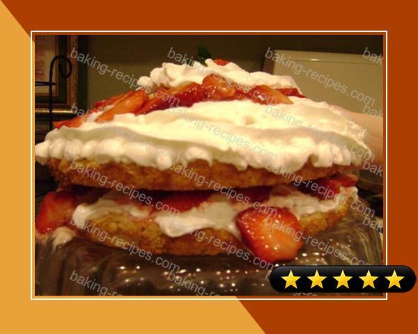 Old-Fashioned Short Cake With Strawberries recipe