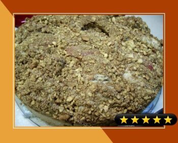 Easy and Tasty Apple Cake With Crumb Topping recipe