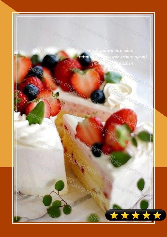 Strawberry Tiramisu Mousse Cake recipe