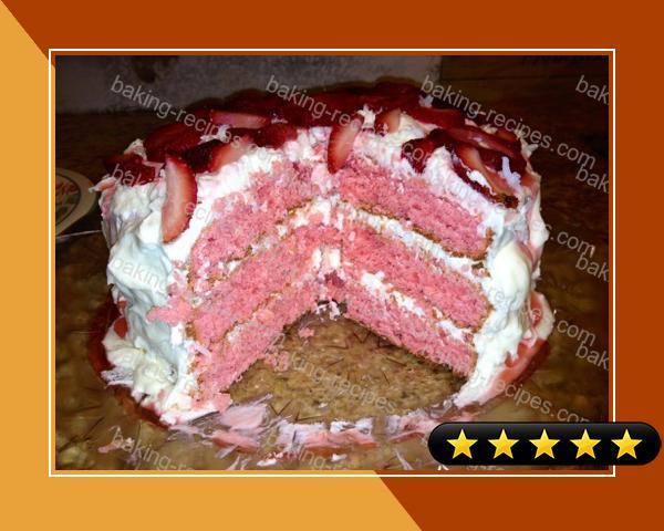 Redneck Strawberry Cake recipe