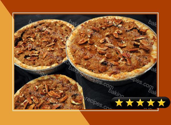 Yummy Crunchy Caramel Apple Pie recipe