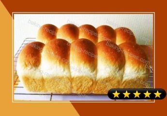 Soft & Moist Mini Roll Loaf In a Pound Cake Pan recipe