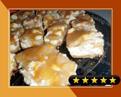 Caramel Apple Pie Cheesecake Bars recipe