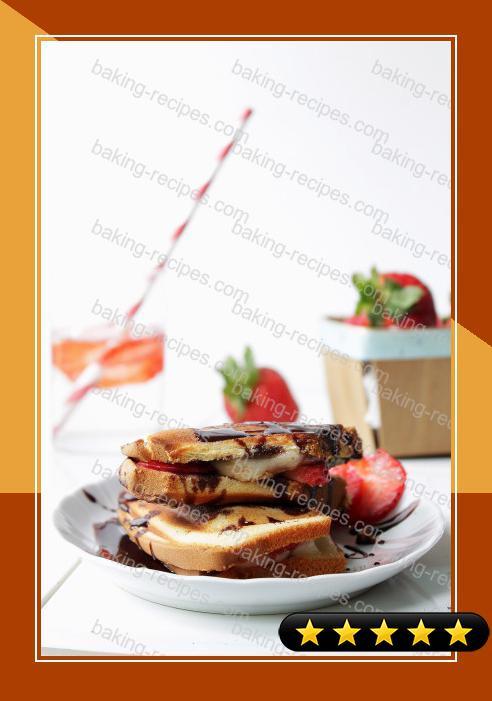 Grilled Strawberry Caprese Cakewich recipe
