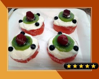 Ladybirds Watermelon Cup Cakes recipe